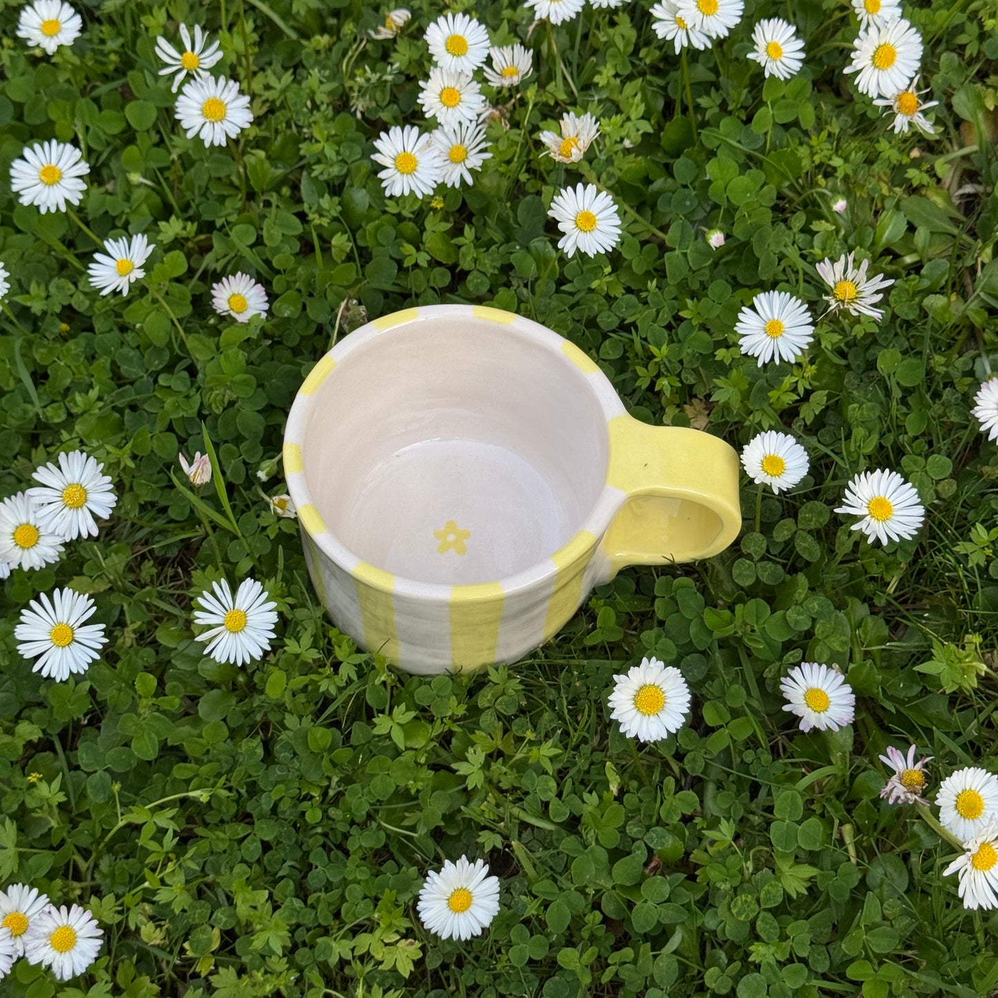 BUTTER STRIPES MUG