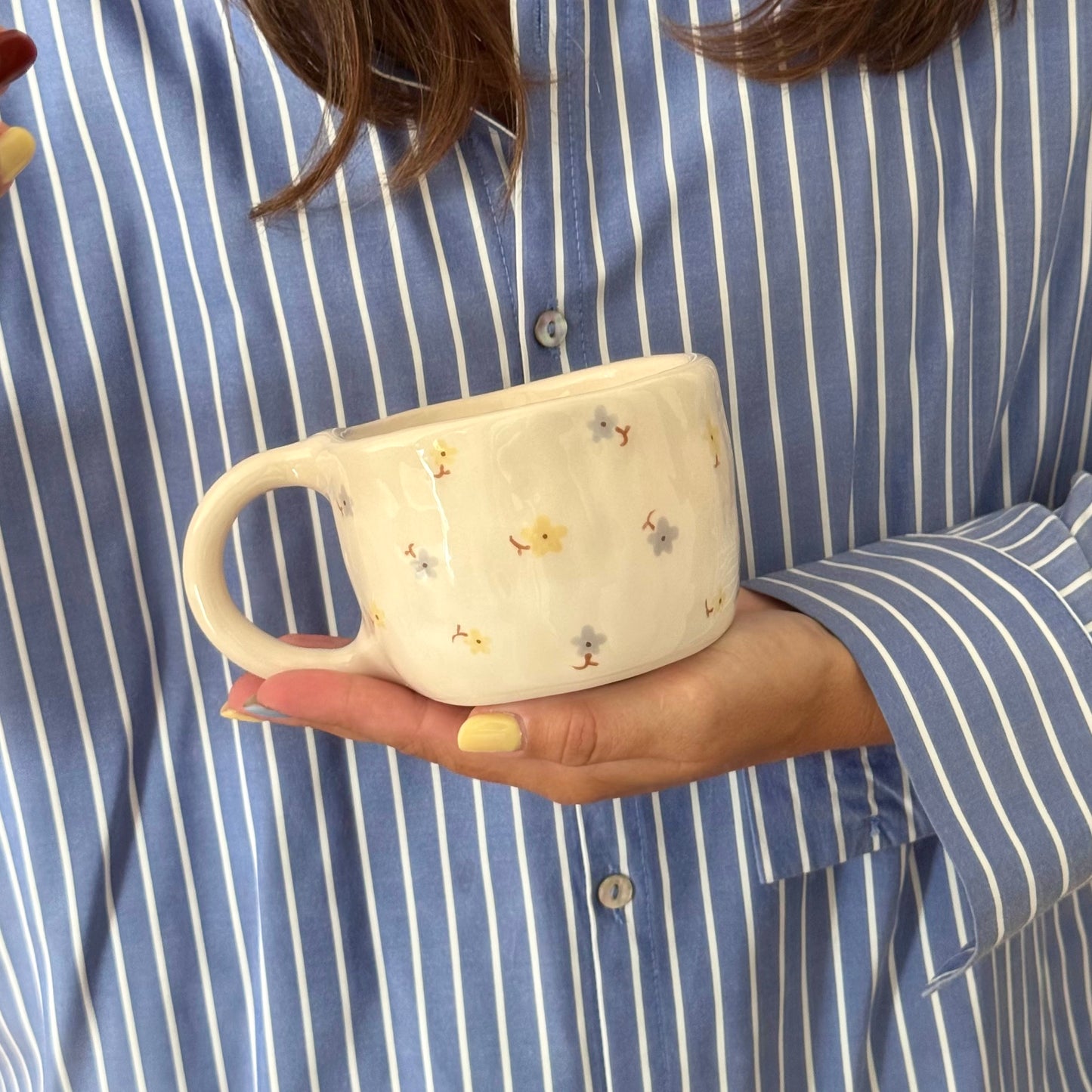 HARVEST DAISIES MUG