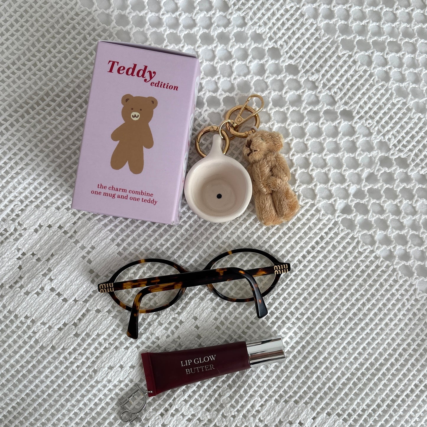 MYSTERY CHARM BOX